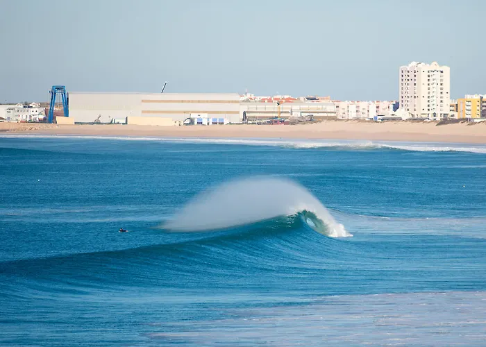 Surfers Peniche