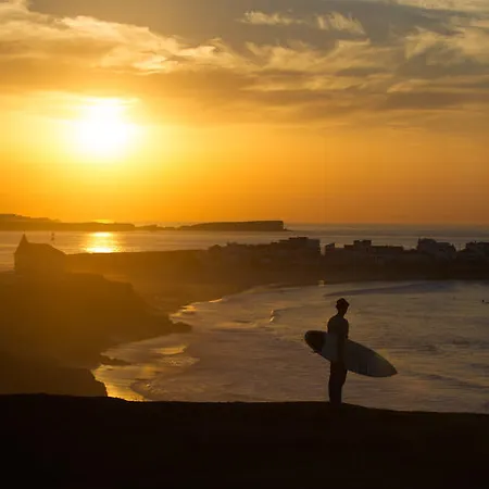 Surfers Peniche