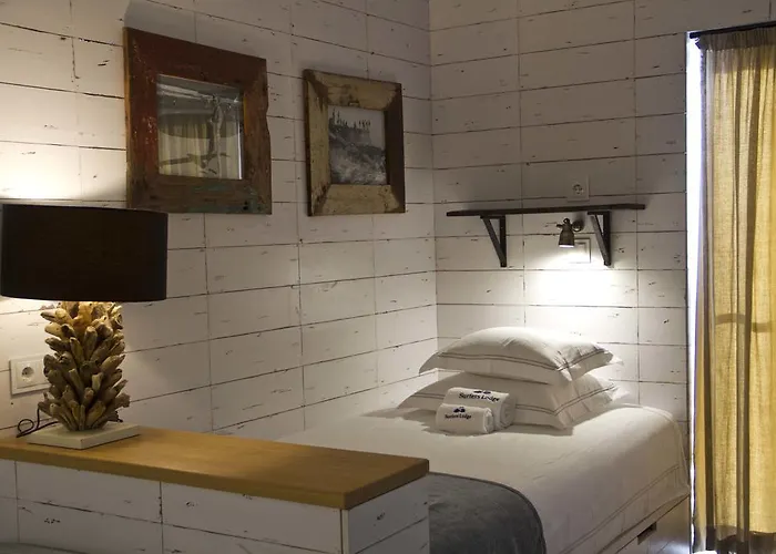 Hotel Surfers Peniche Ferrel (Leiria)