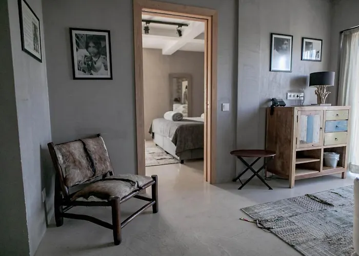 Surfers Peniche Hotel Ferrel (Leiria)